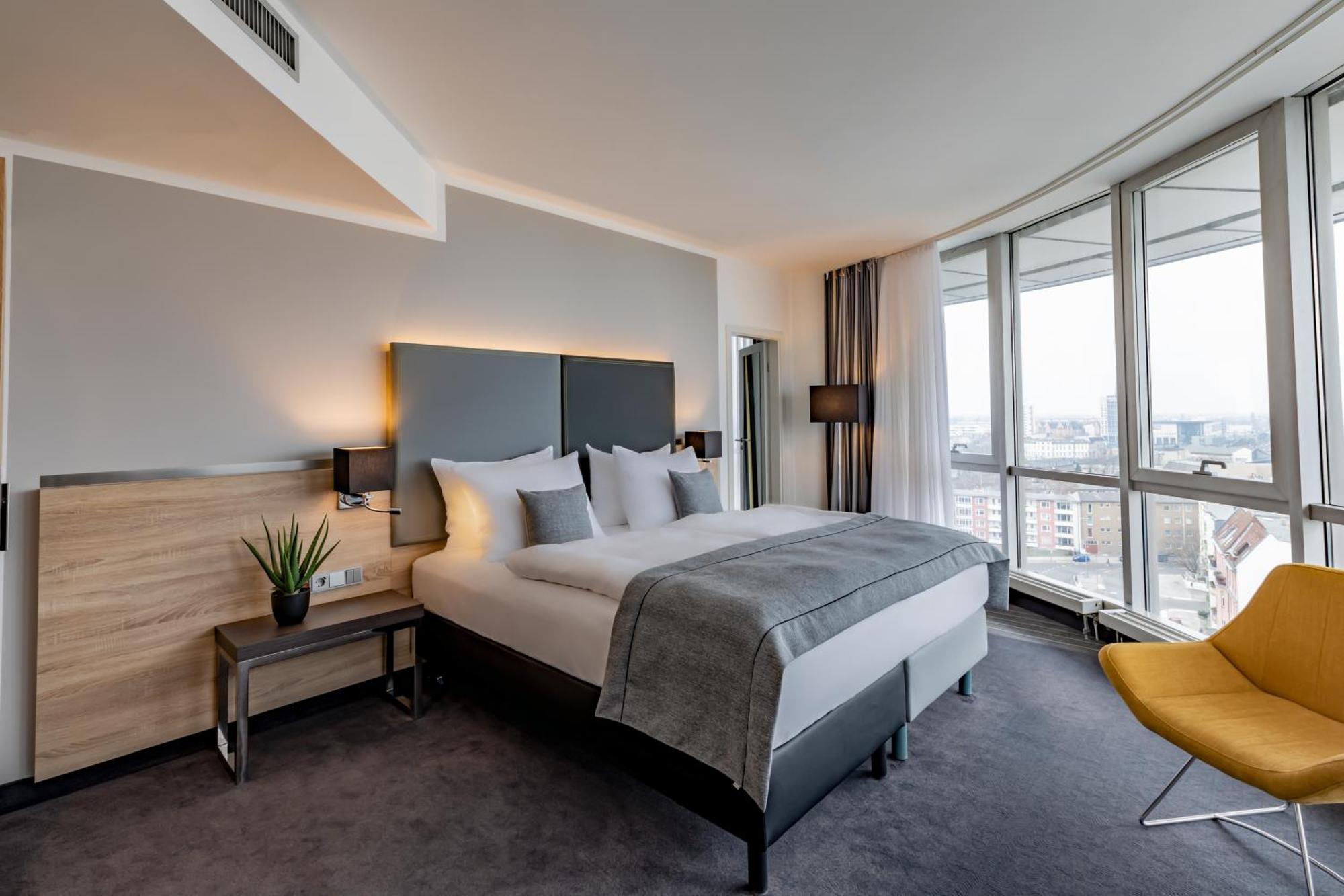Garner Hotel Berlin - Spandau By Ihg Exteriör bild